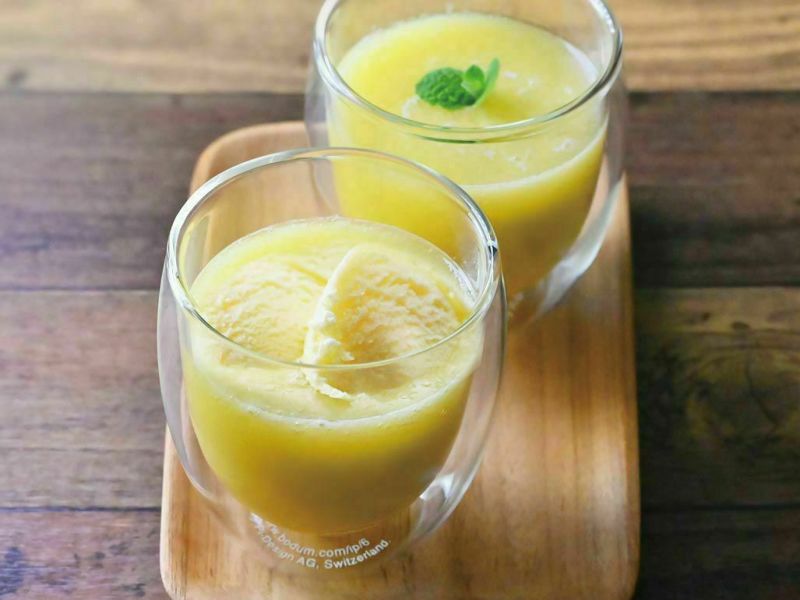 合格祈願 マスクメロンのピューレ3袋と高知のバニラアイス3個